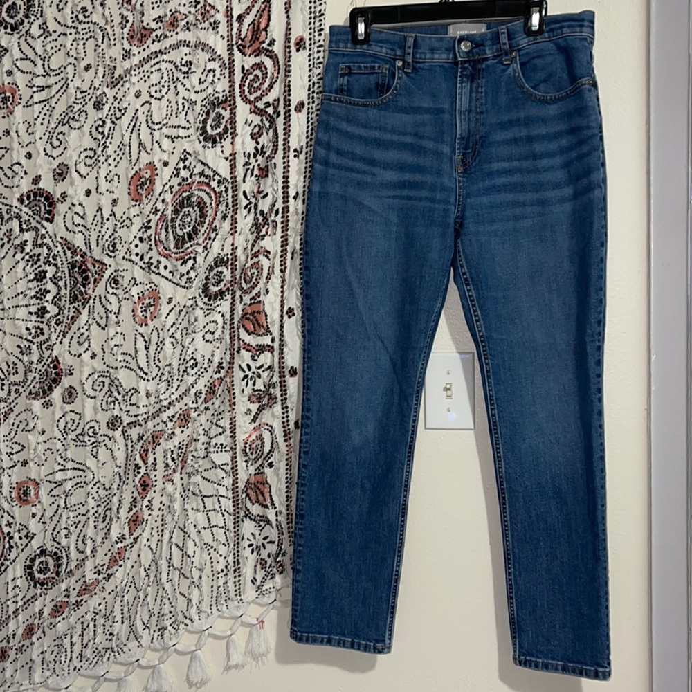 Everlane cheeky jean in size 30